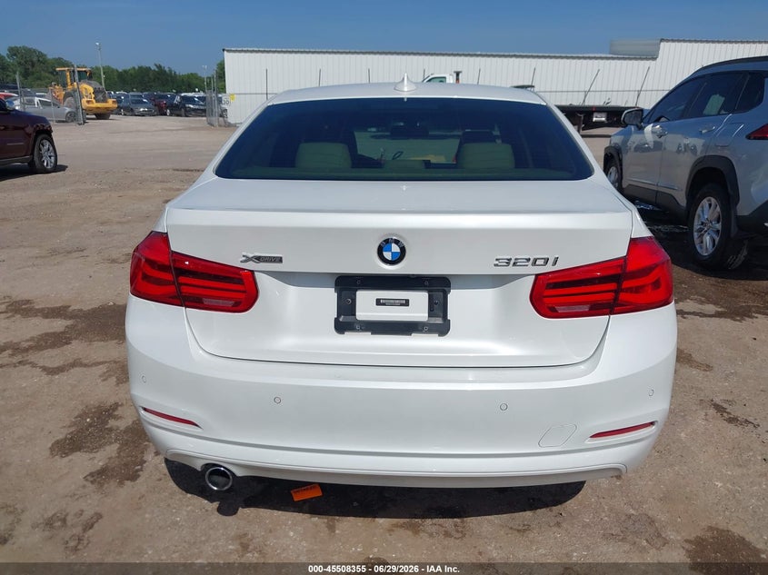 BMW 320I - zdjęcie 16