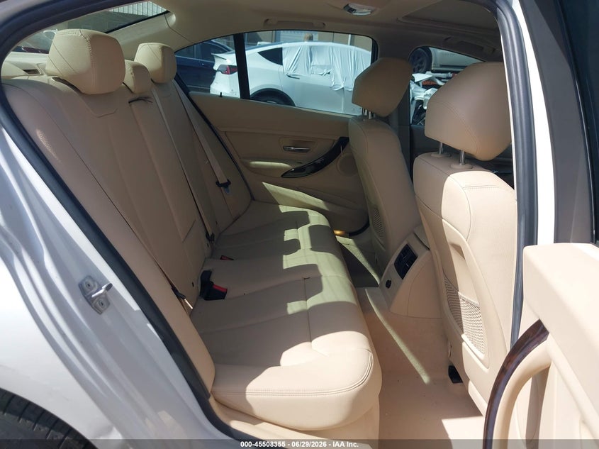 2016 BMW 320I auction photo 8