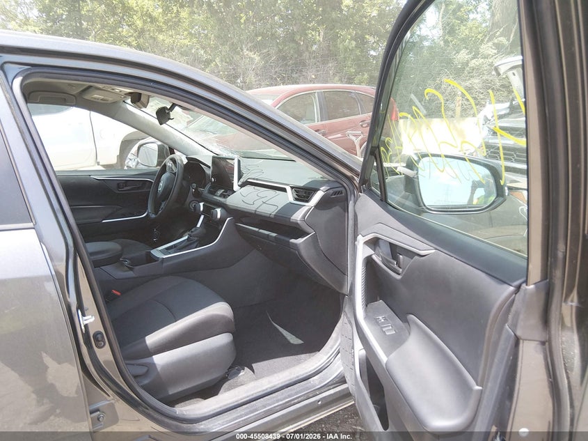 2023 TOYOTA RAV4 auction photo 5