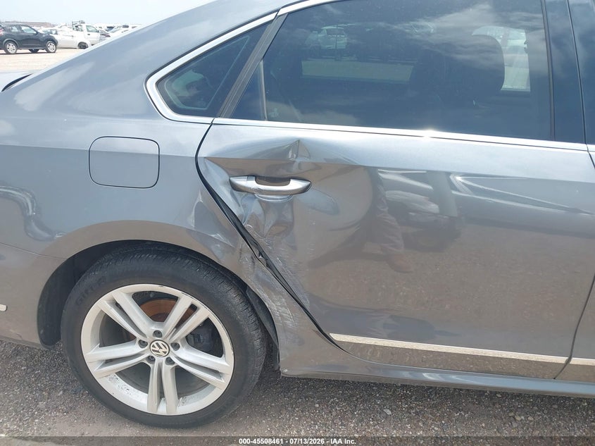 2014 VOLKSWAGEN PASSAT auction photo 6