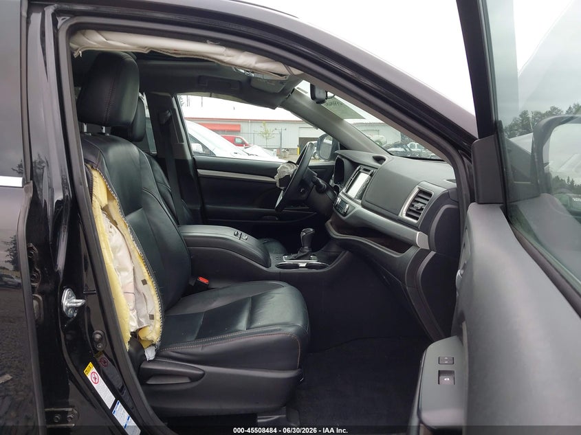 2016 TOYOTA HIGHLANDER XLE V6 — Фото 18