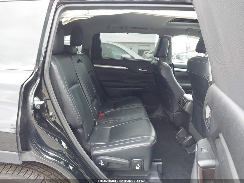 2016 TOYOTA HIGHLANDER XLE V6 — Фото 19