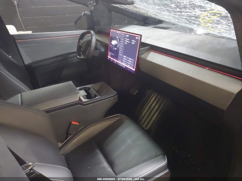 2024 TESLA CYBERTRUCK auction photo 5