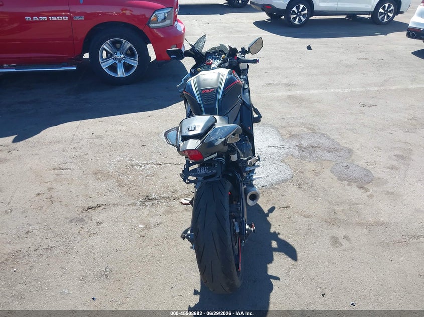 2024 YAMAHA YZFR7 auction photo 6