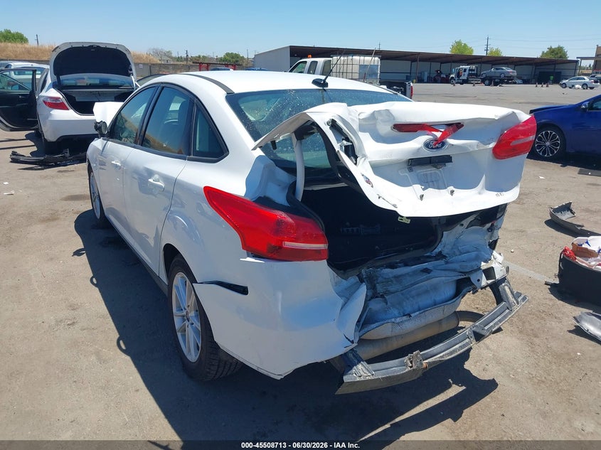 Vin: 1fadp3f26jl327368, lot: 46006929, ford focus se 20183