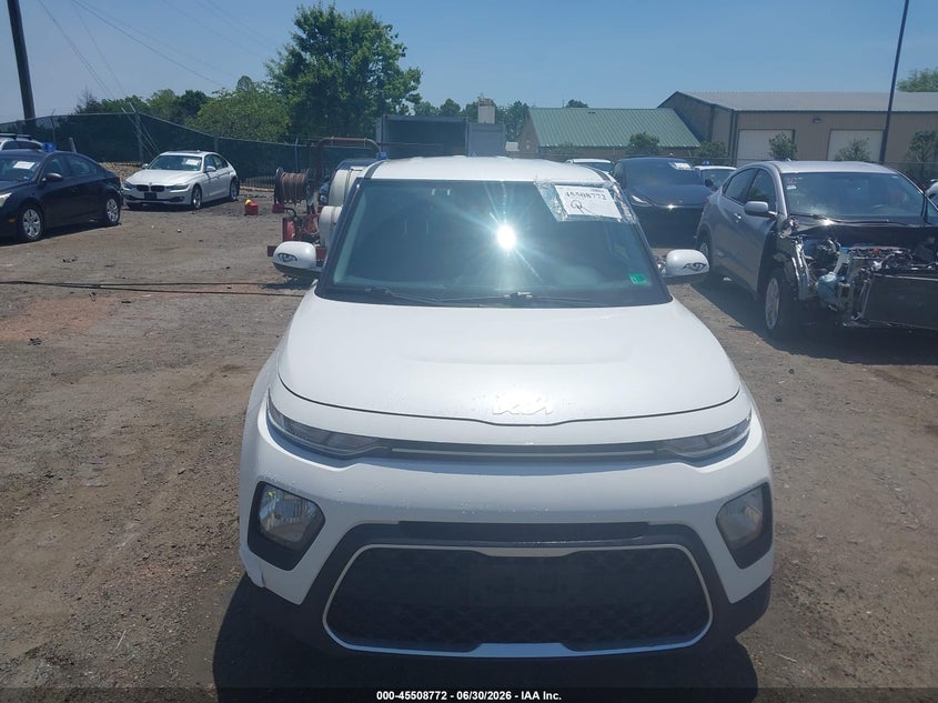 2022 KIA SOUL LX — Photo 12