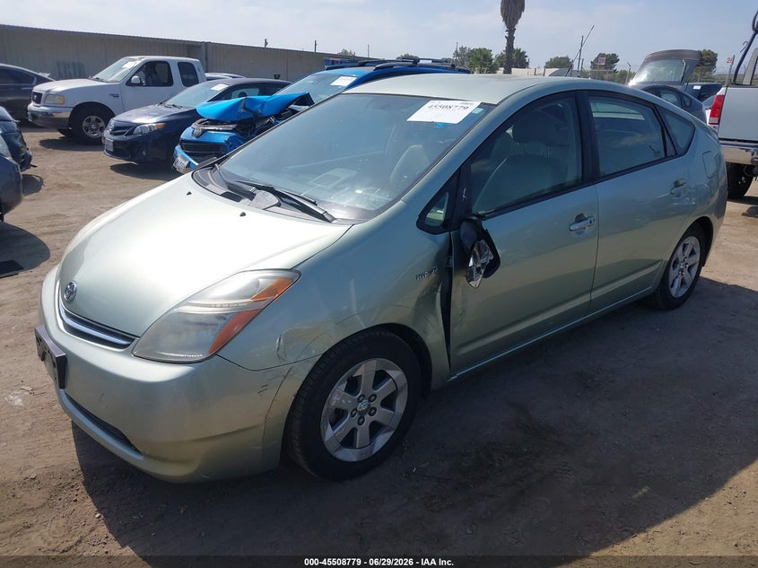 2008 Toyota Prius, Left Front, IAAI, VIN JTDKB20U183309455 — photo 2