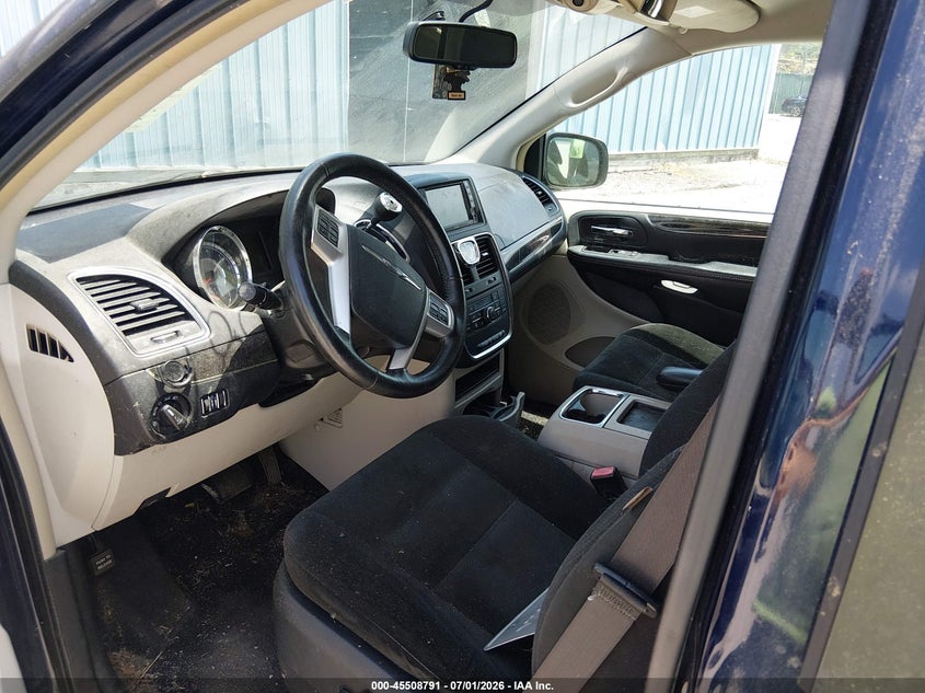 CHRYSLER TOWN & COUNTRY 2016 VIN 2C4RC1BG5GR222614