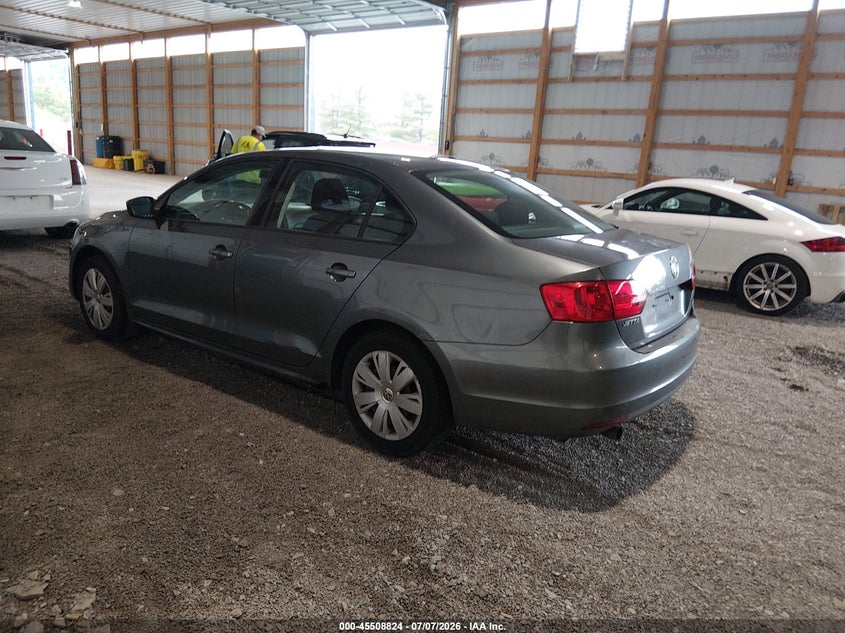 2013 VOLKSWAGEN JETTA auction photo 3