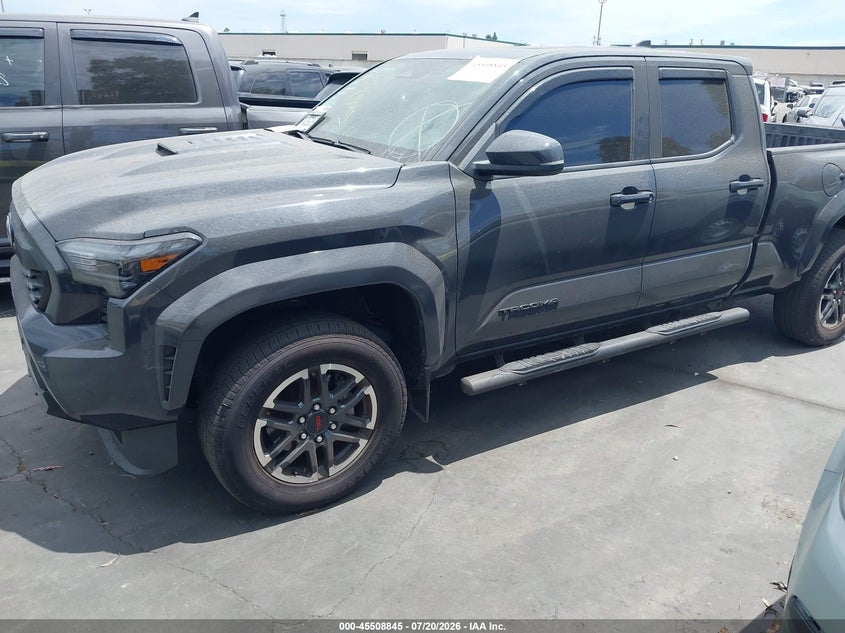 3TMLB5JN7RM070099 2024 Toyota Tacoma Trd Sport photo 1