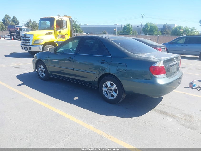2005 TOYOTA CAMRY auction photo 3