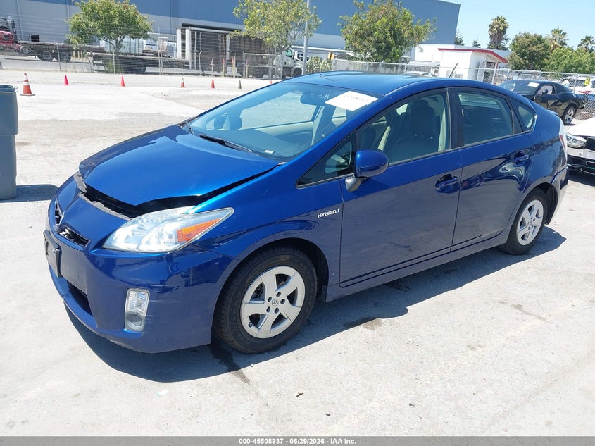 2011 Toyota Prius, Front & Rear, IAAI, VIN JTDKN3DU7B0297151 — photo 2