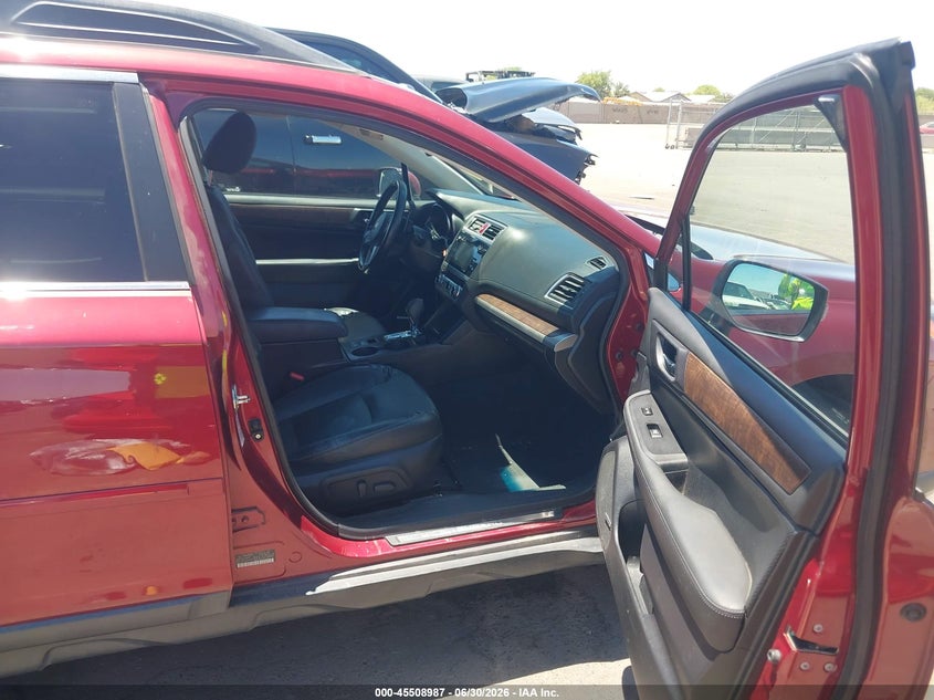 2016 SUBARU OUTBACK auction photo 5