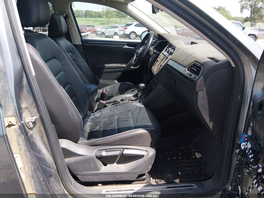 2019 VOLKSWAGEN TIGUAN auction photo 5
