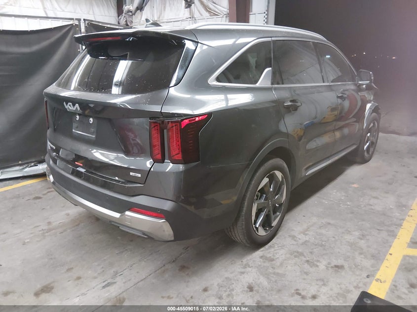 2025 KIA SORENTO HYBRID auction photo 4