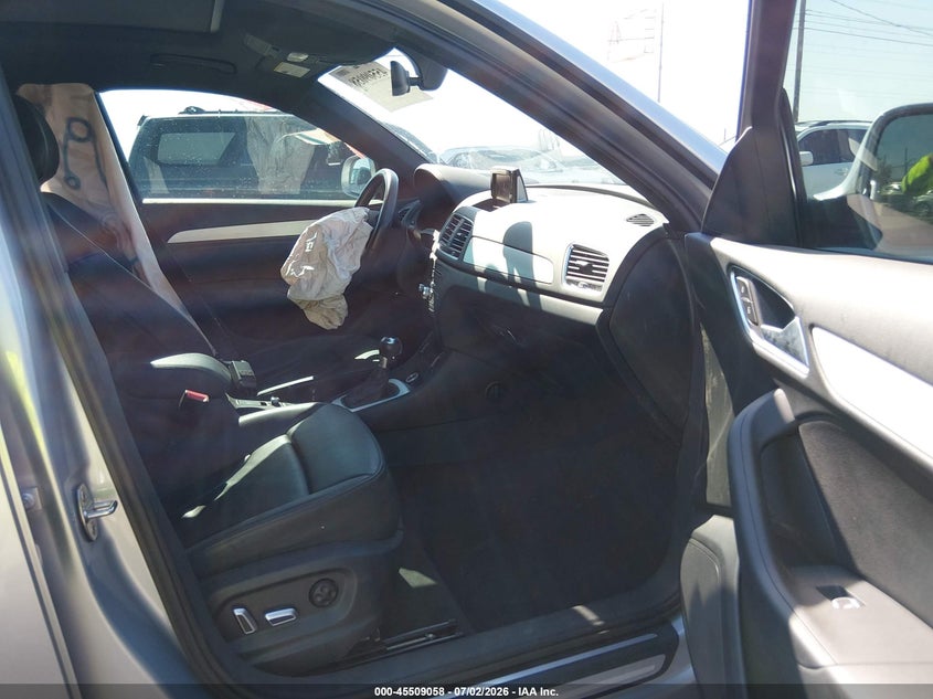 AUDI Q3 2018 VIN WA1BCCFSXJR030902