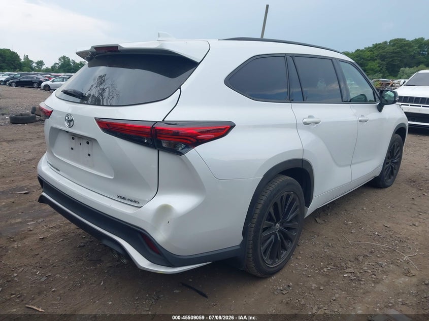 2023 TOYOTA HIGHLANDER auction photo 4