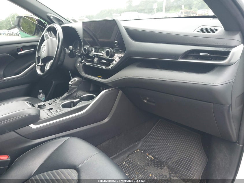 2023 TOYOTA HIGHLANDER auction photo 5