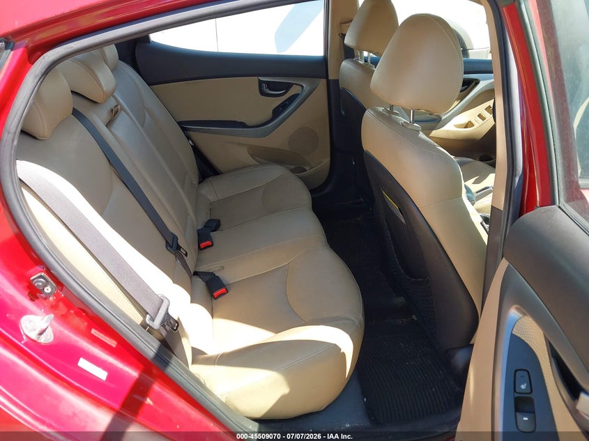 2012 HYUNDAI ELANTRA auction photo 8