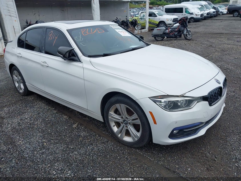 Vin: wba8d9g35hnu61721, lot: 46007330, bmw 330i xdrive 2017 img_1
