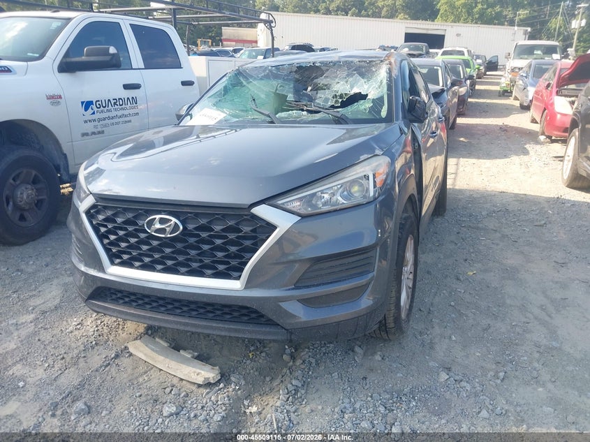 2019 HYUNDAI TUCSON auction photo 2