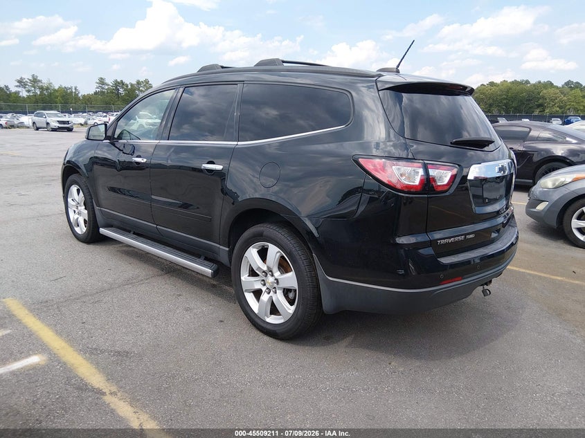 2017 CHEVROLET TRAVERSE auction photo 3
