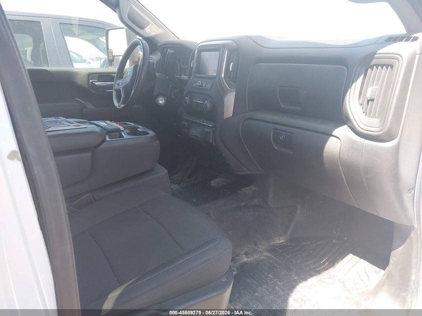 2023 CHEVROLET SILVERADO 3500HD auction photo 5