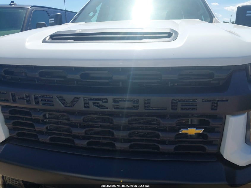 2023 CHEVROLET SILVERADO 3500HD auction photo 6