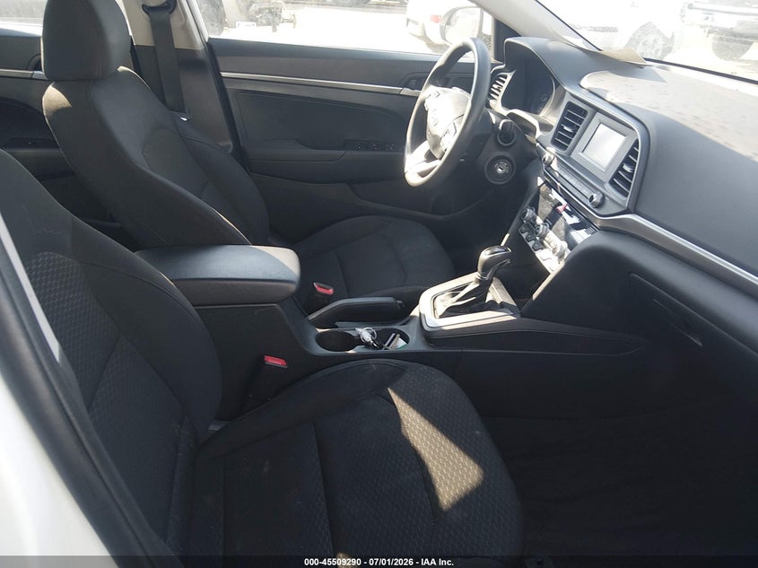 2020 HYUNDAI ELANTRA auction photo 5