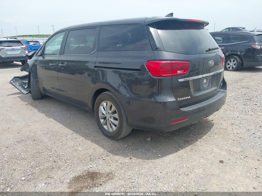 2019 KIA SEDONA auction photo 3