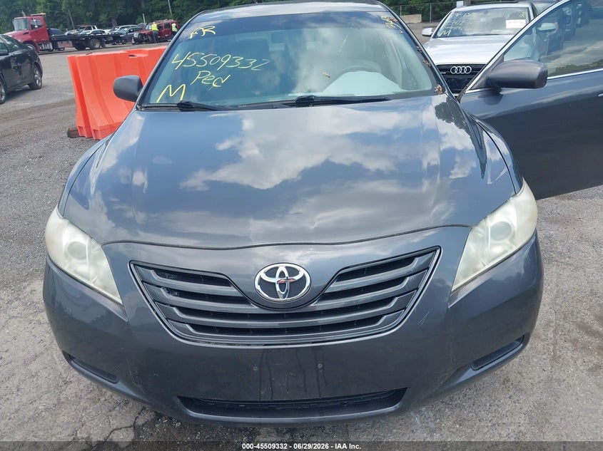 2009 TOYOTA CAMRY auction photo 6