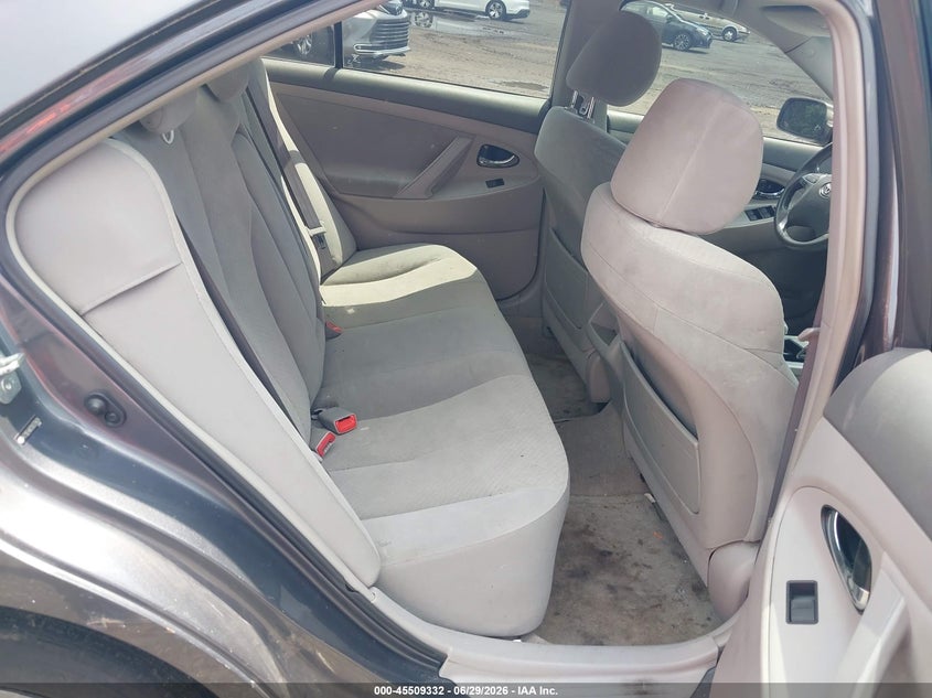 2009 TOYOTA CAMRY auction photo 8