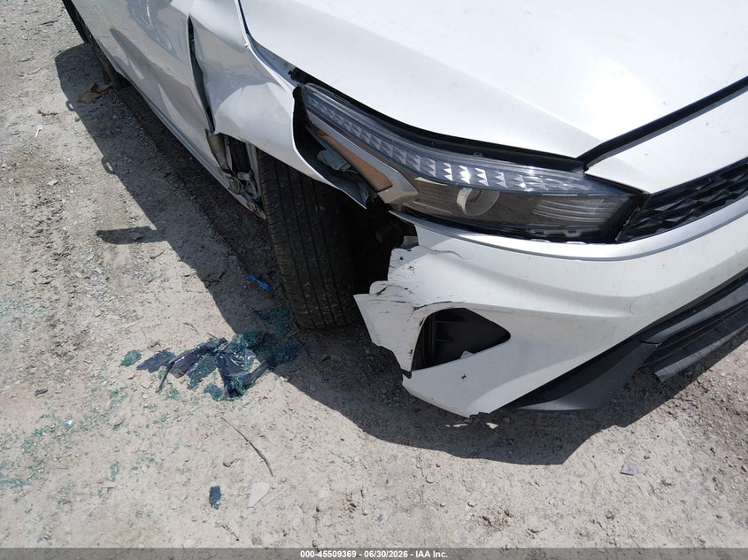 2024 KIA FORTE auction photo 6