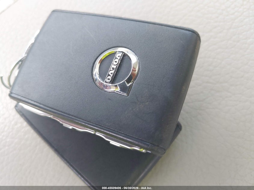 2020 Volvo S60 T6 Momentum VIN: 7JRA22TKXLG033673 Lot: 45509406