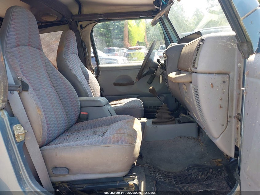 1998 JEEP WRANGLER auction photo 5