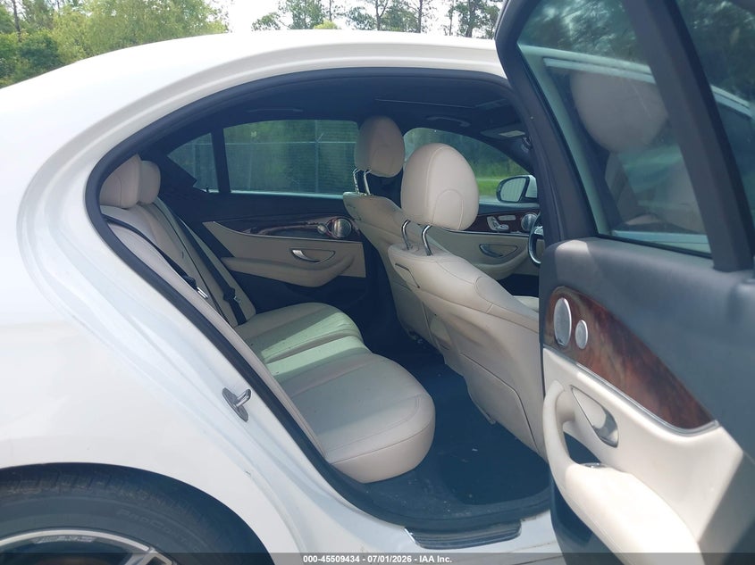 2018 MERCEDES-BENZ E 300 auction photo 8