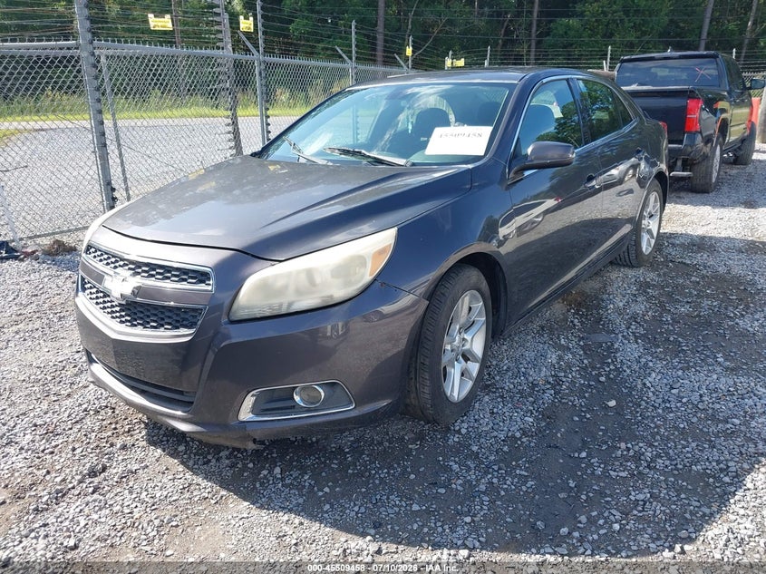 2013 Chevrolet Malibu, Невідомо, IAAI, VIN 1G11F5RRXDF107604 — фото 2
