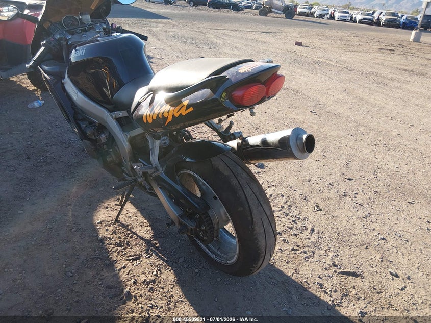 1999 KAWASAKI ZX600 auction photo 3