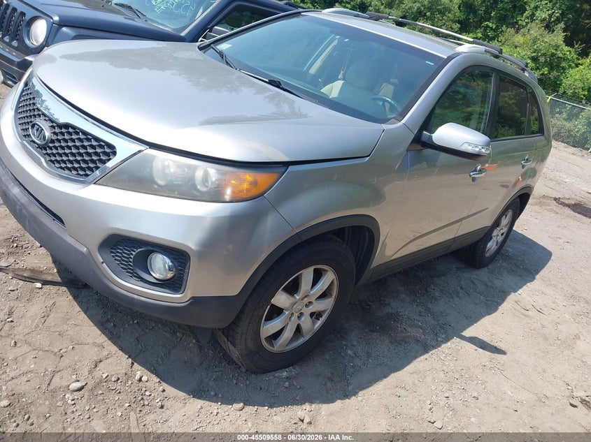 2013 Kia Sorento Lx 5XYKT3A63DG348427 photo 1