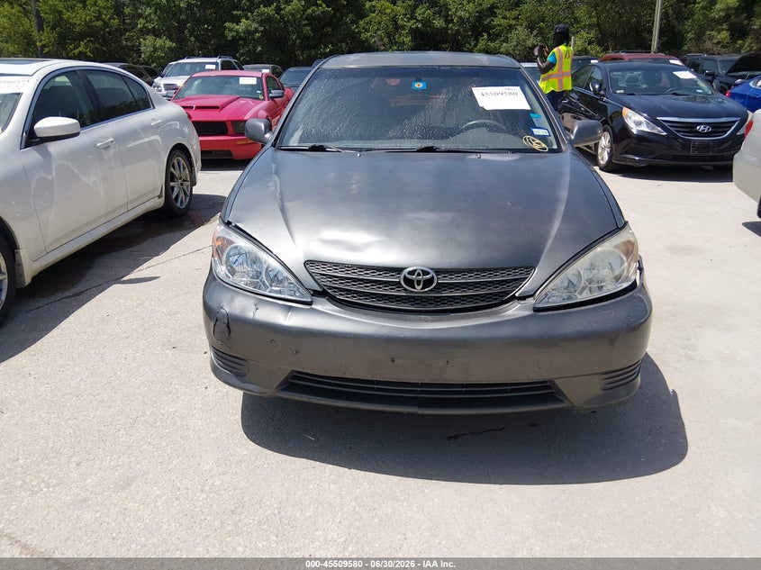 2004 TOYOTA CAMRY auction photo 6