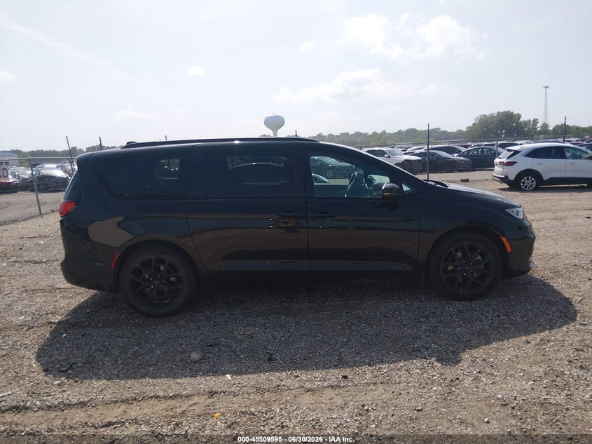CHRYSLER PACIFICA - zdjęcie 13