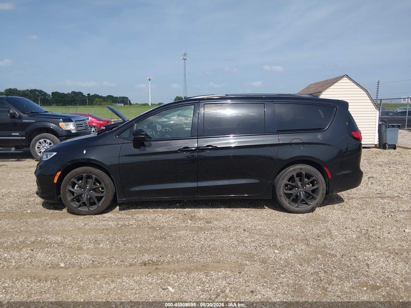 CHRYSLER PACIFICA - zdjęcie 14