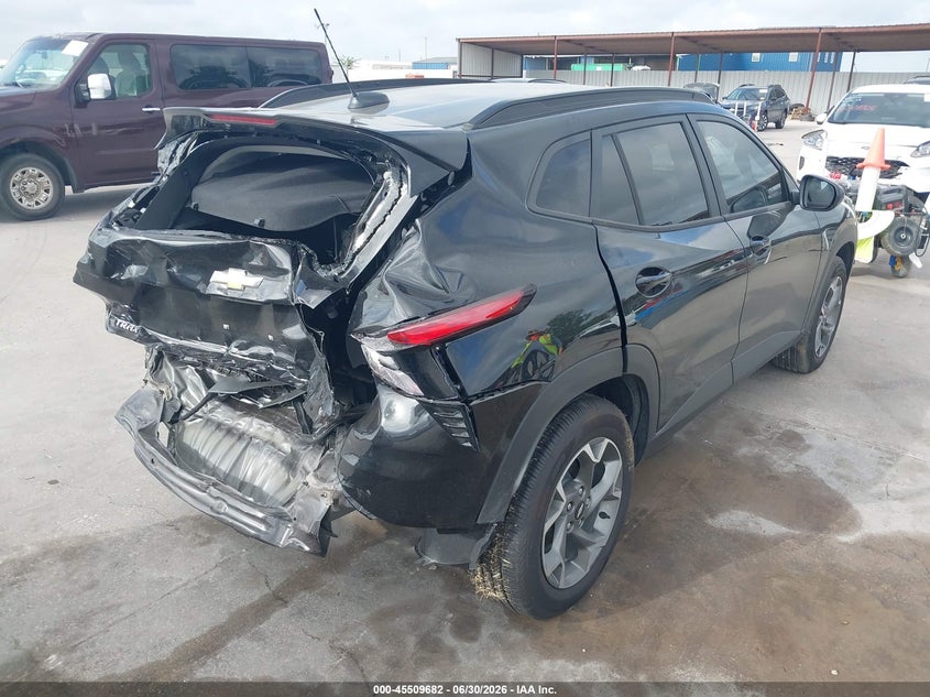Фото 4 - CHEVROLET TRAX
