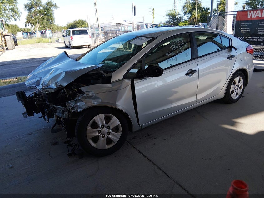 2016 KIA FORTE auction photo 2