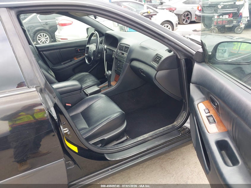 1999 LEXUS ES 300 auction photo 5