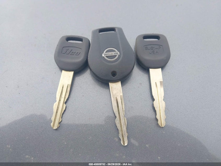 AtlanticExpress - Nissan Versa