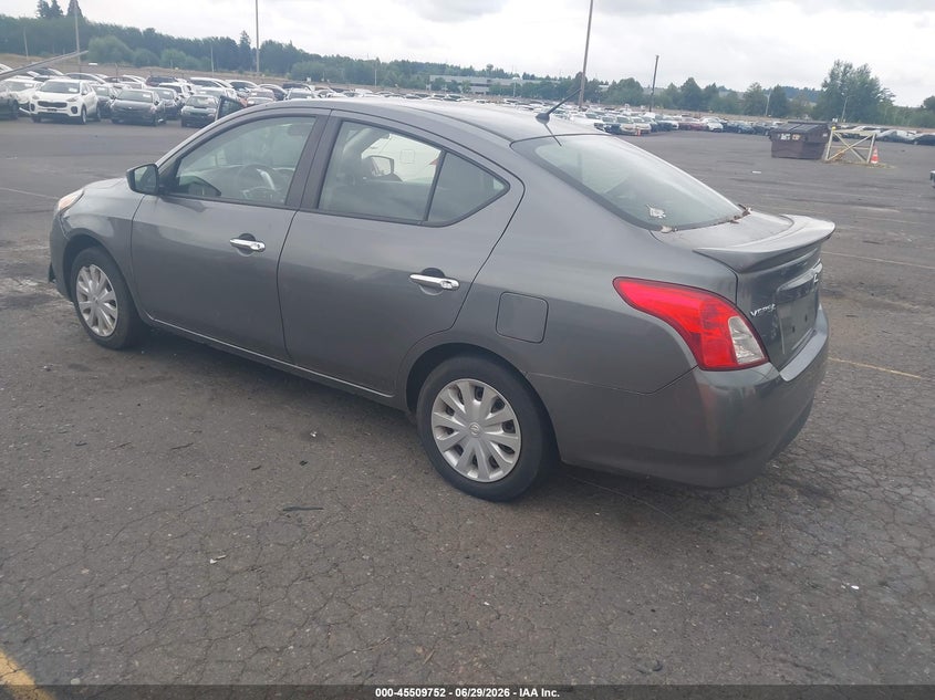 AtlanticExpress - Nissan Versa
