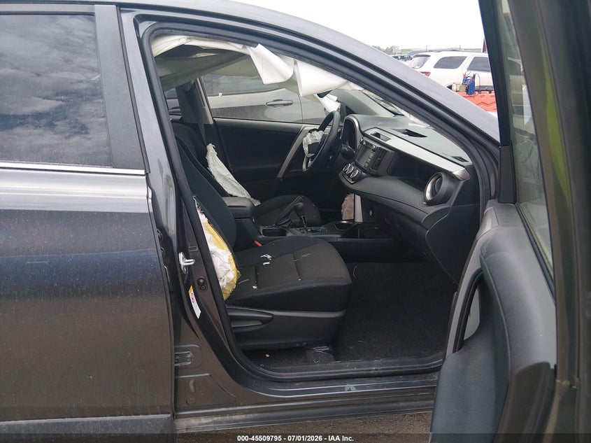 2018 TOYOTA RAV4 auction photo 5