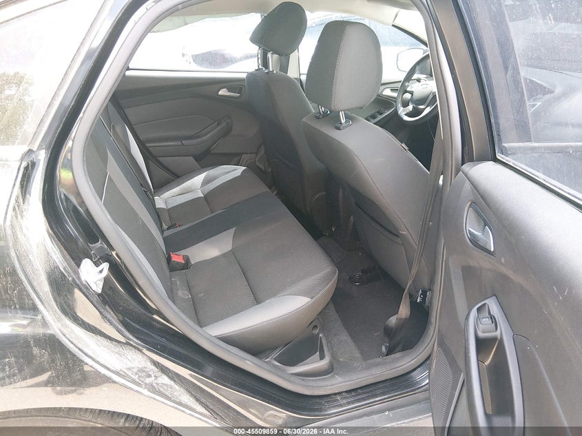 2014 FORD FOCUS auction photo 8