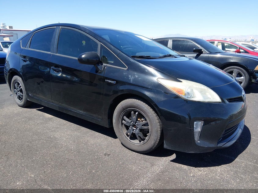 2014 TOYOTA PRIUS auction photo 1